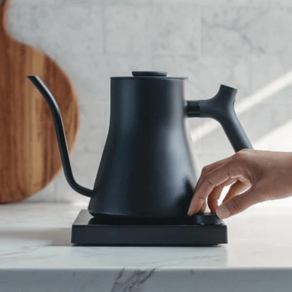 Fellow Stagg EKG PRO - Electric Pour-Over Kettle - Matte Black - Image 3